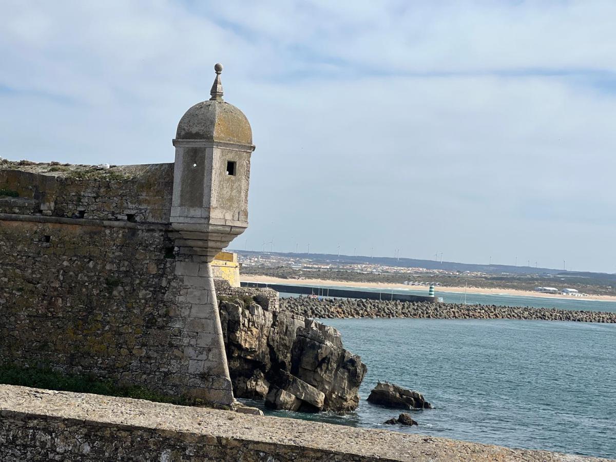 Casinha De Sao Pedro Daire Peniche Dış mekan fotoğraf